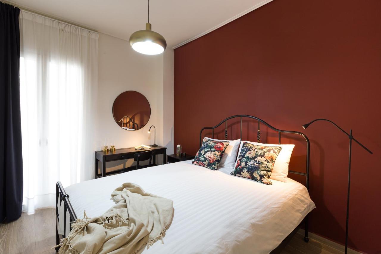 Effie'S Cozy Beach Front Apartment Rethimno Eksteriør billede